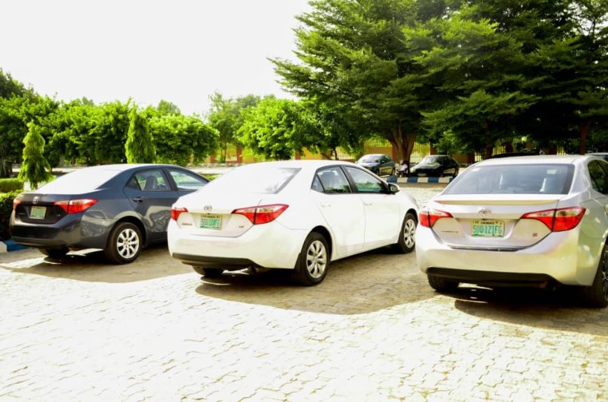 UNIMAID VC APPLAUDS DEANS’ DEDICATION AT CAR PRESENTATION CEREMONY