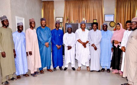 NIQS DELEGATIONS PAYS COURTESY VISIT TO UNIMAID VICE-CHANCELLOR